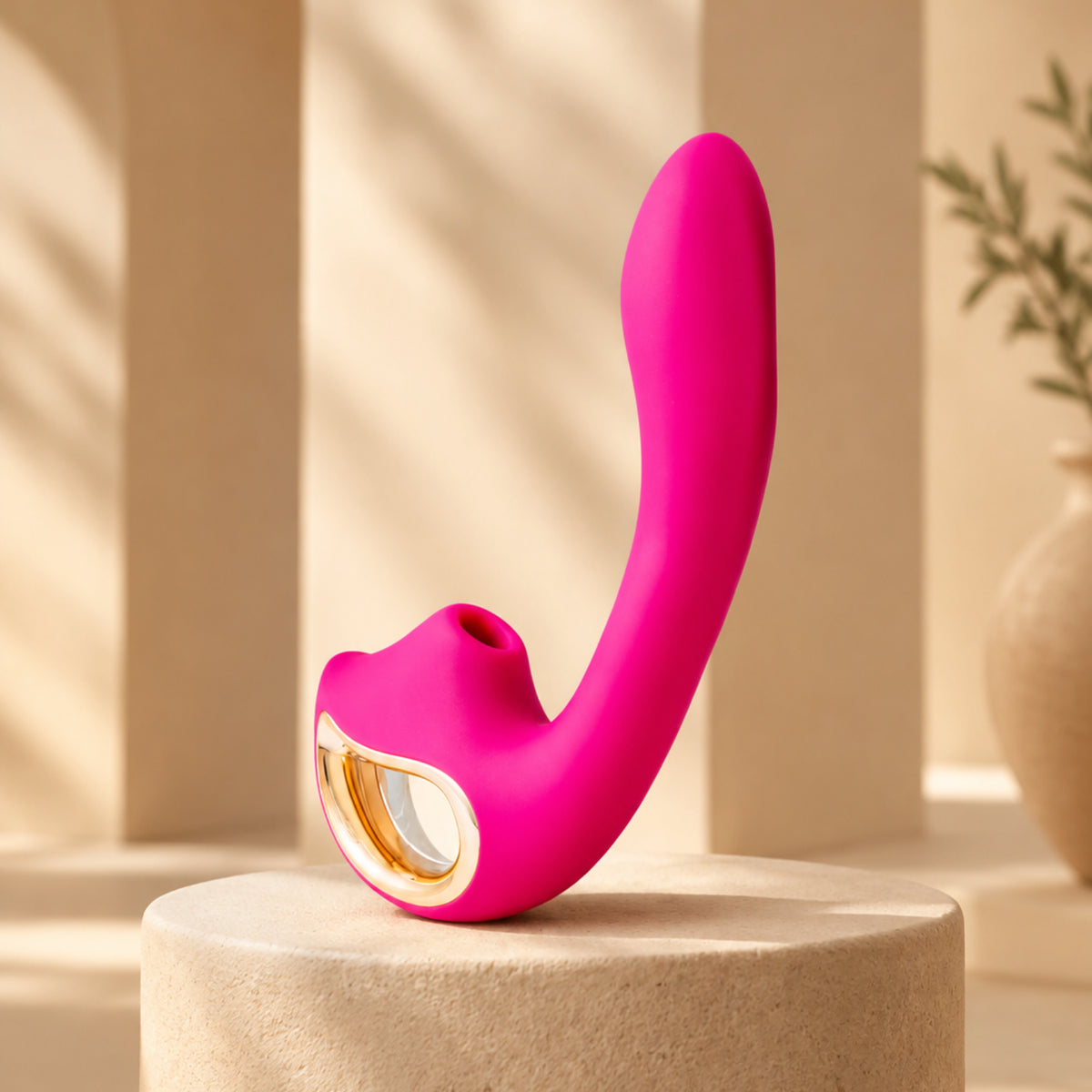 RUBY™ Flexible G-Spot Vibrator - LUXXXE