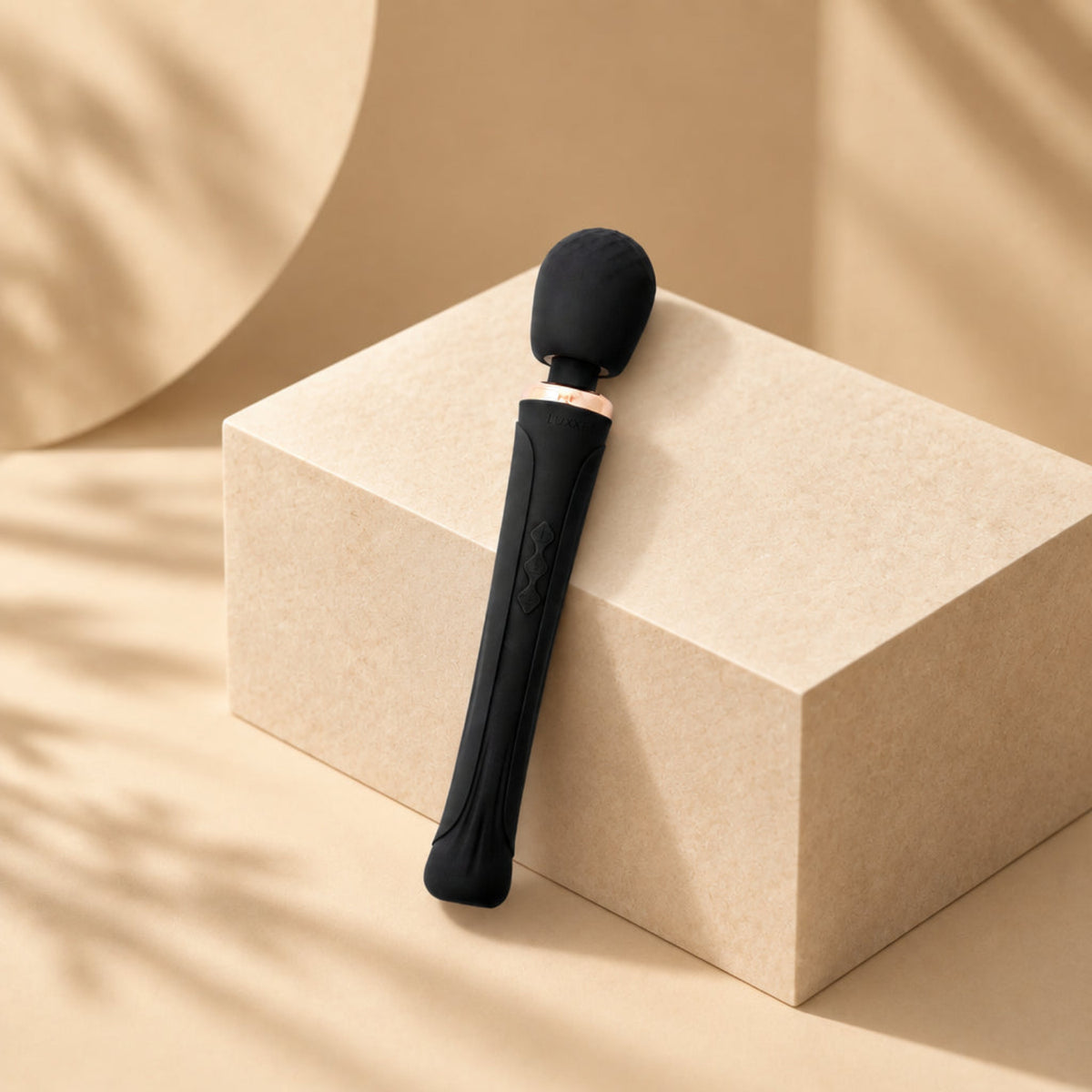 VIDA™ Luxury Wand Vibrator - LUXXXE